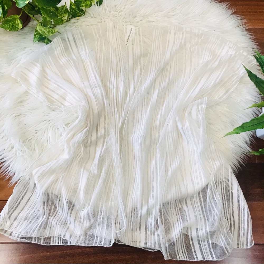 New🌿White Beach Cover Up - Picture 2 of 8